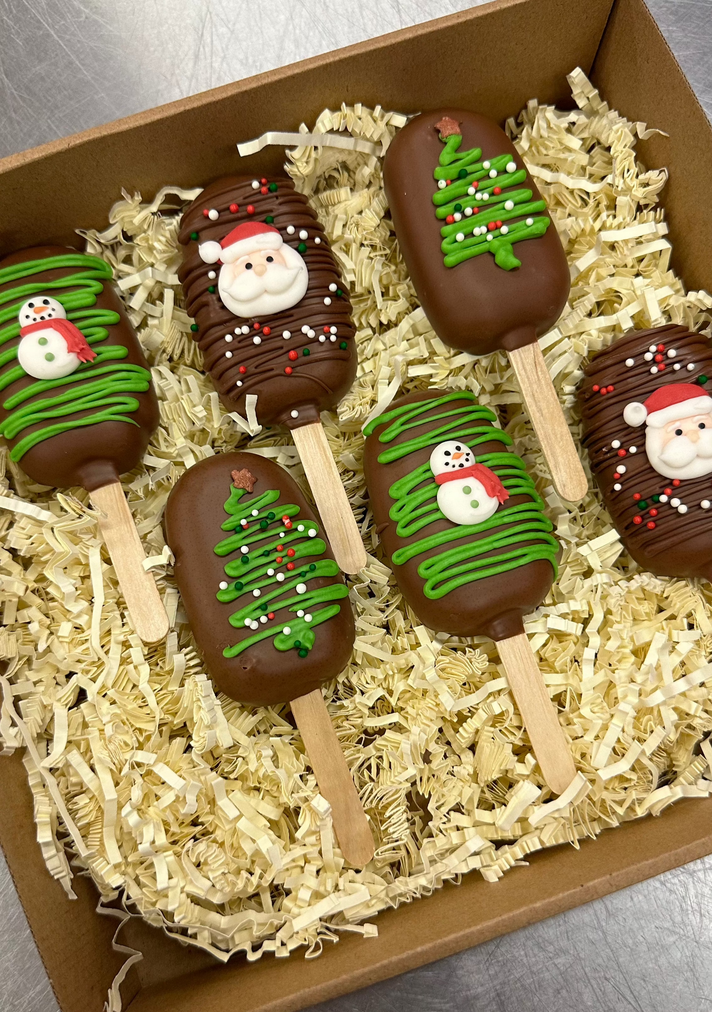 PRE ORDER: CHRISTMAS CAKESICLES